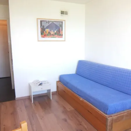 Vostok Zodiaque.39 Apartment *